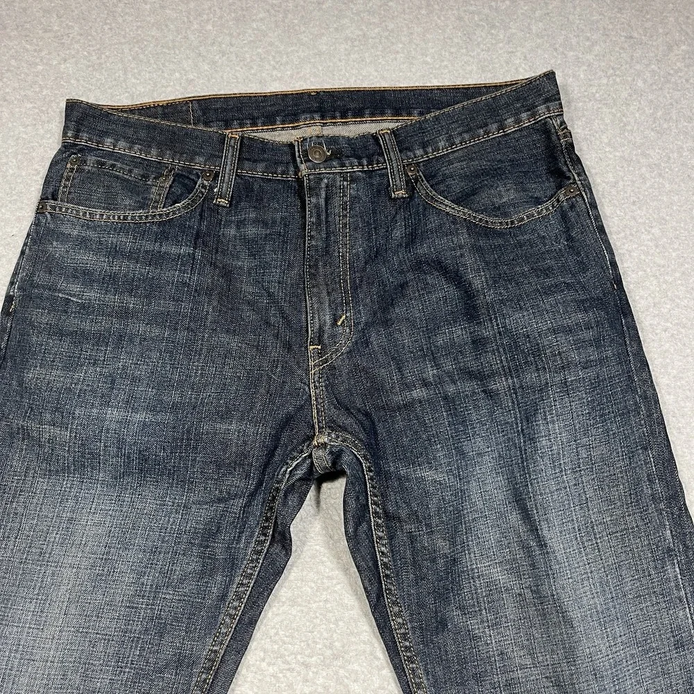 Levis Jeans Mens 33x34 (Fits 34x34) Blue 559 Relaxed Straight Dark Denim Cotton